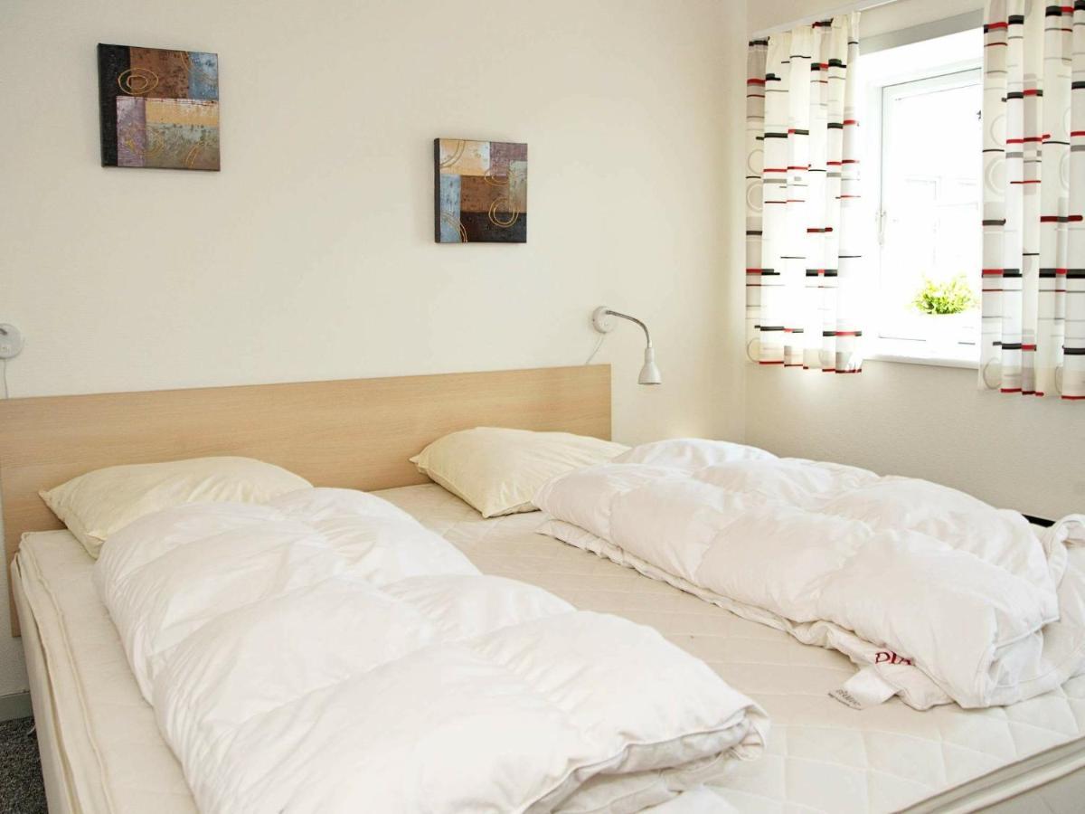 6 Person Holiday Home In Hejls מראה חיצוני תמונה